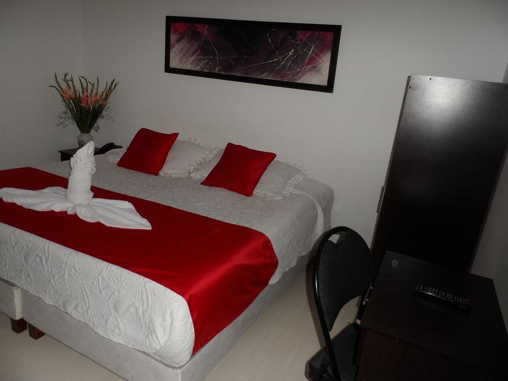 Hotel Casa Quinta Embajada Μπογκοτά Εξωτερικό φωτογραφία