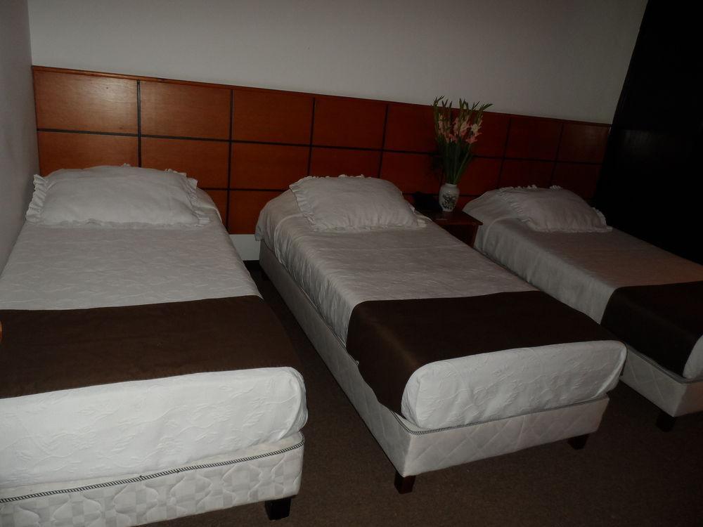 Hotel Casa Quinta Embajada Μπογκοτά Εξωτερικό φωτογραφία